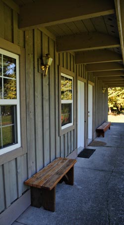 benches outside Lakeview accommodation